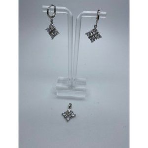 3 Piece Jewelry Set, Silver Earrings and Pendant Set, Gift For Her. Gift For Mom